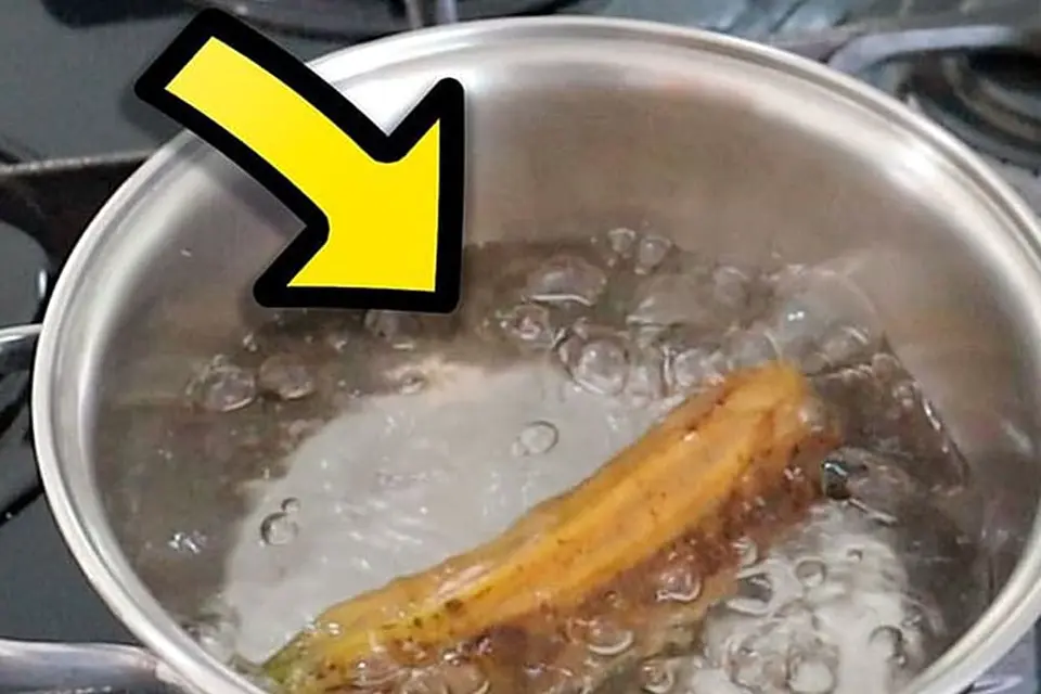 What Happens If You Boil 2 Bananas And Drink This Water?